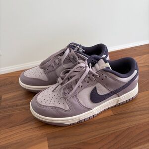 Nike Lavender youth 5 Dunk Low